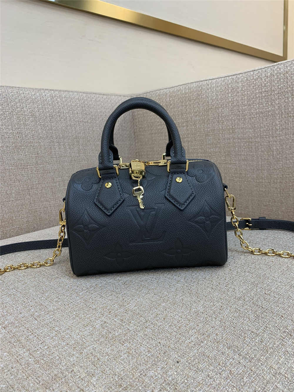 Louis Vuitton SPEEDY BANDOULIÈRE 20 M12013  size：20x15x12.5cm 2025 new 